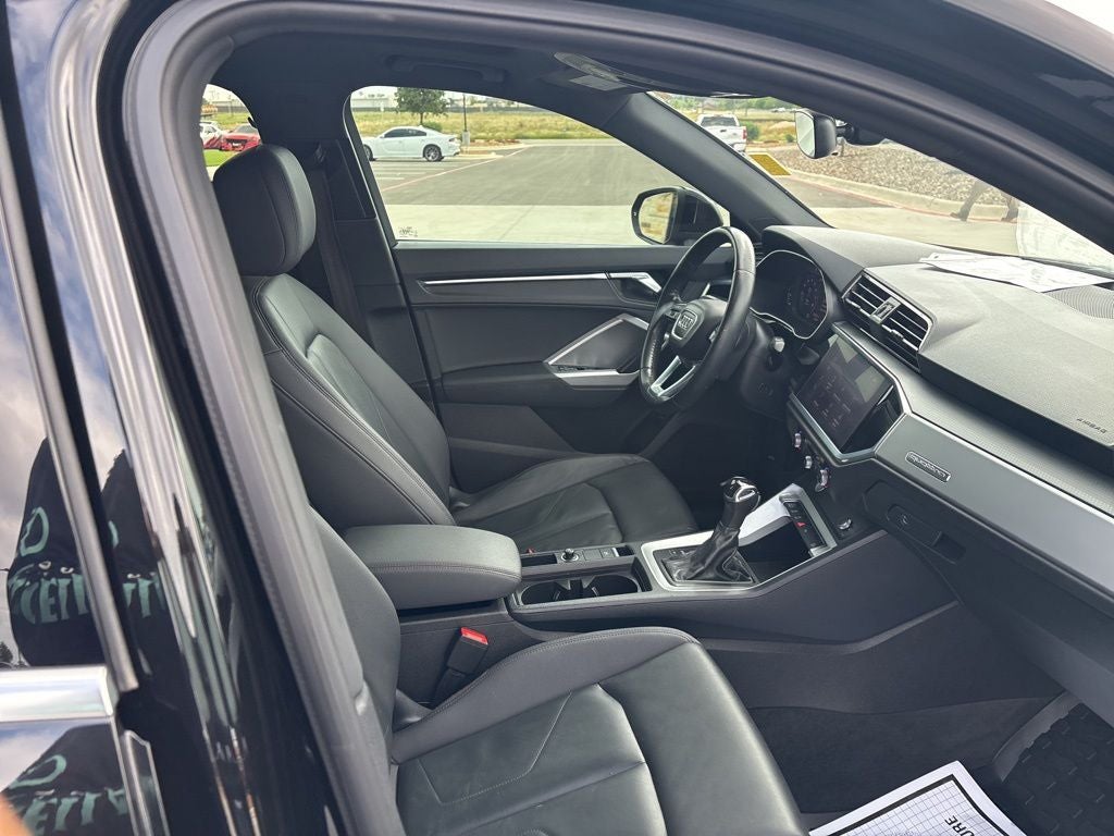 2020 Audi Q3 Premium quattro