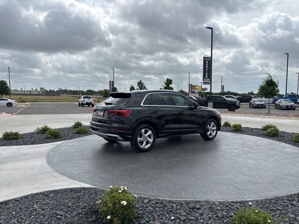 2020 Audi Q3 Premium quattro