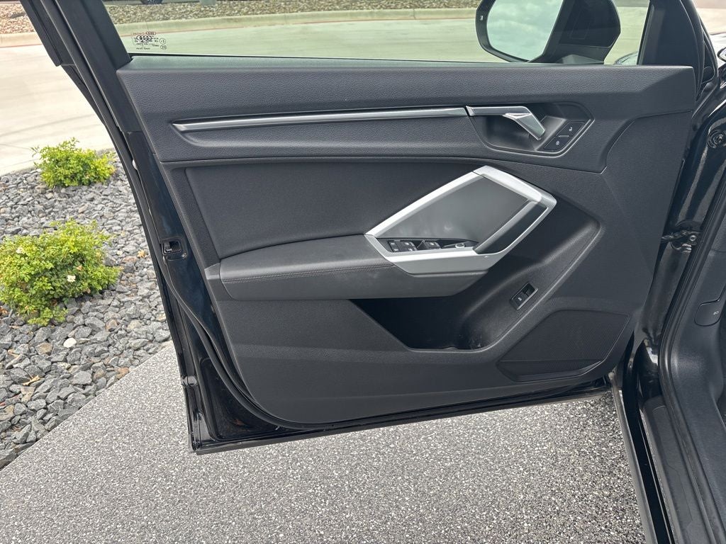 2020 Audi Q3 Premium quattro