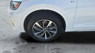 2024 Audi Q5 S line Premium Plus