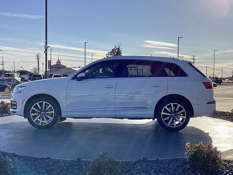 2019 Audi Q7 Premium Plus
