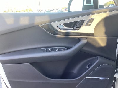 2019 Audi Q7 Premium Plus
