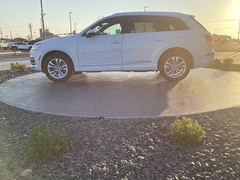 2019 Audi Q7 Premium Plus