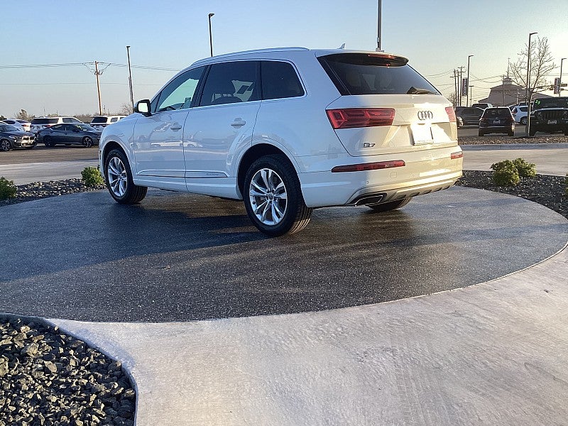2019 Audi Q7 Premium Plus