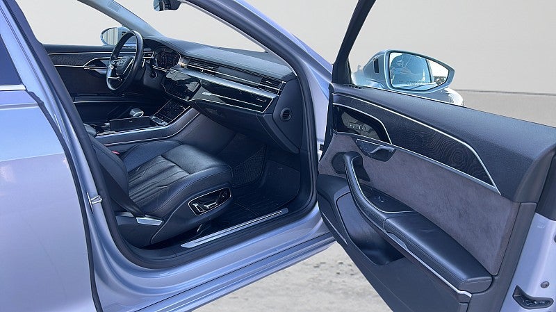 2020 Audi A8 55 TFSI quattro