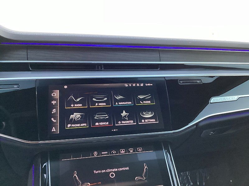 2022 Audi A8 L 55 TFSI quattro