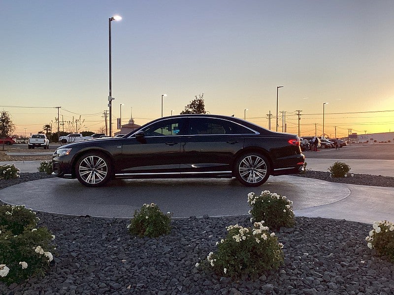 2022 Audi A8 L 55 TFSI quattro