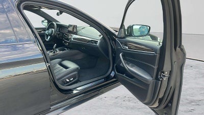 2021 BMW 5 Series 530i