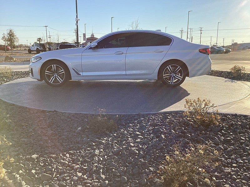 2021 BMW 5 Series 530i