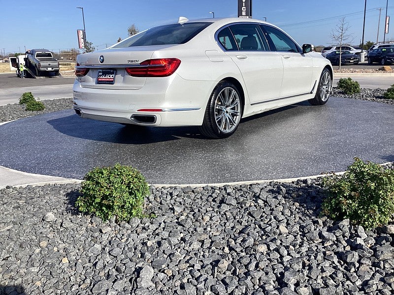2019 BMW 7 Series 750i