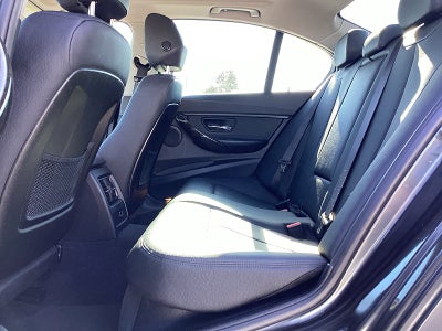 2017 BMW 3 Series 320i