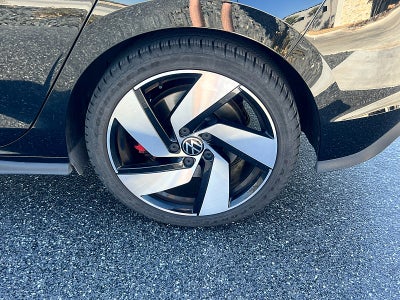 2024 Volkswagen Golf GTI S
