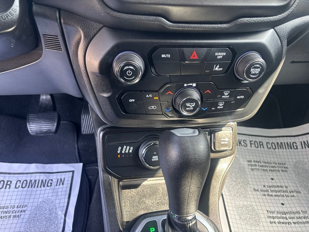 2023 Jeep Renegade Latitude
