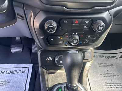 2023 Jeep Renegade Latitude