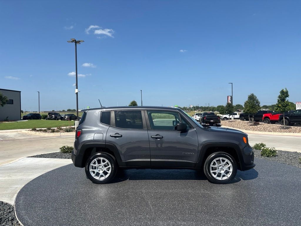 2023 Jeep Renegade Latitude